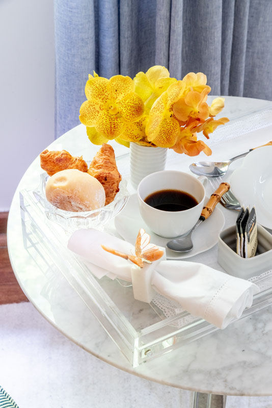 BREAKFAST