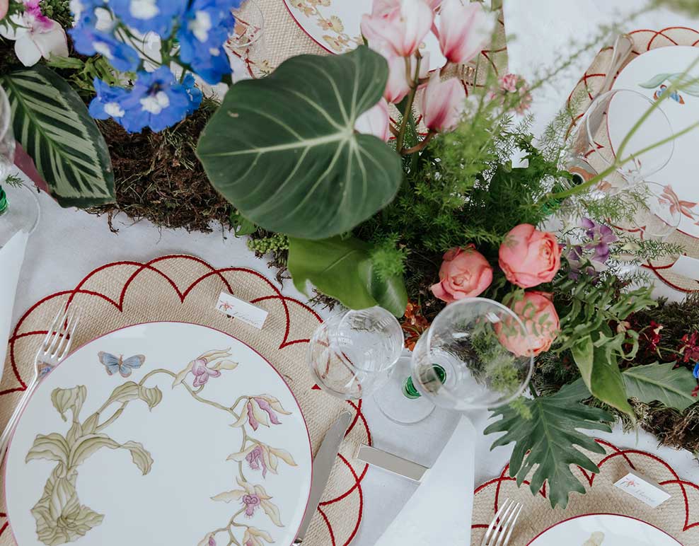 Inspirations and a flower garden to receive on special dates.